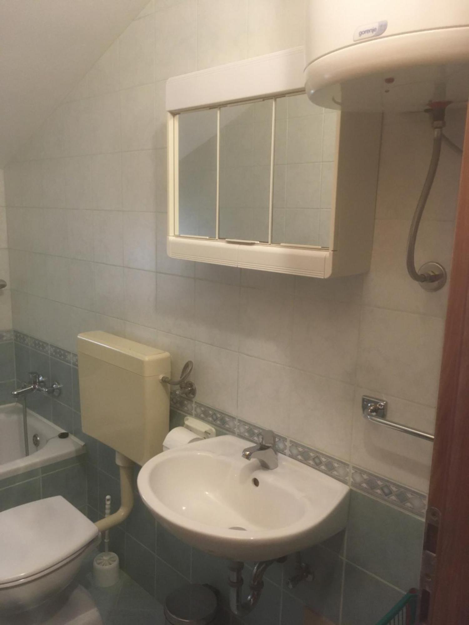 Maleo Apartment